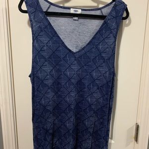 VERY SOFT TOP FROM OLD NAVY!!